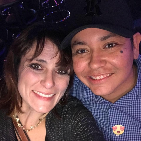 Meet your Posher, Christy - Picture 1 of 1